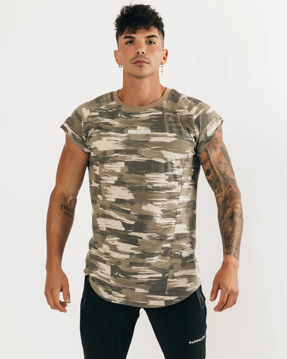 Alphalete camo on sale